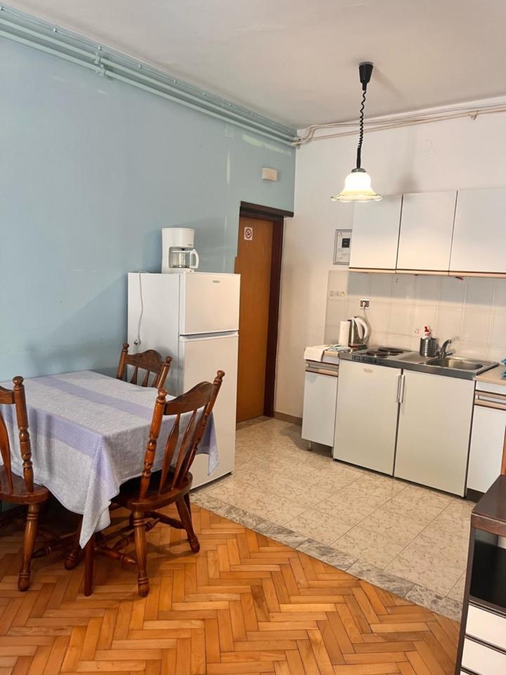 Apartmani Lido Basanija Ruang foto